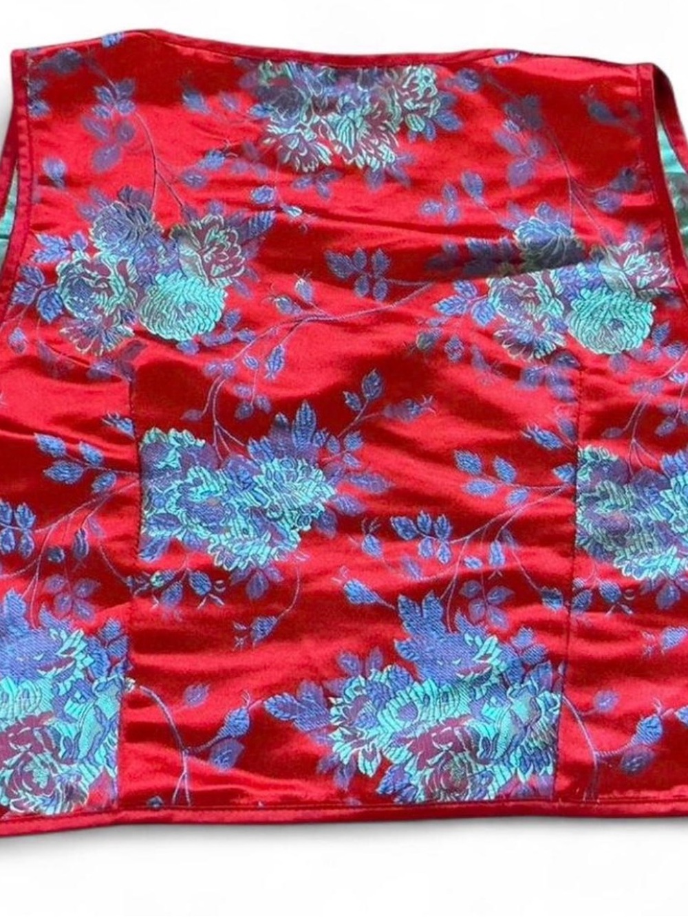 Pretty Little Things Red Satin Floral Zip-Front Bustier Crop Top. Size 4. - Picture 4 of 7